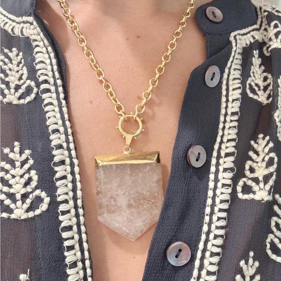 Shield Crystal Necklace - Picture 5 of 5